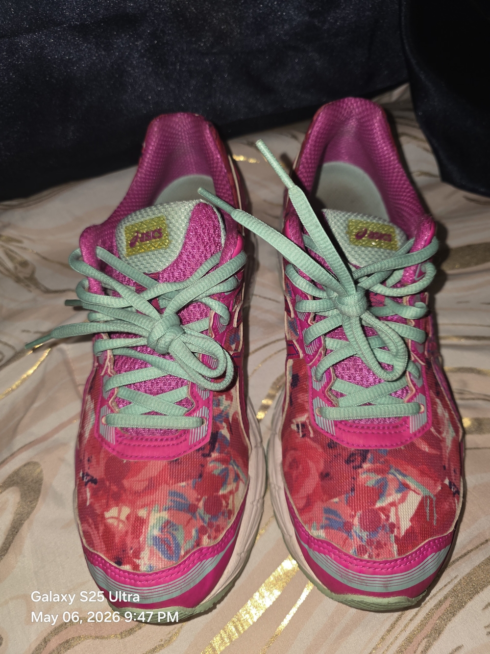 Asics GT-1000 Breast Cancer Awareness 7W no box ($160 retail) 7WUsed